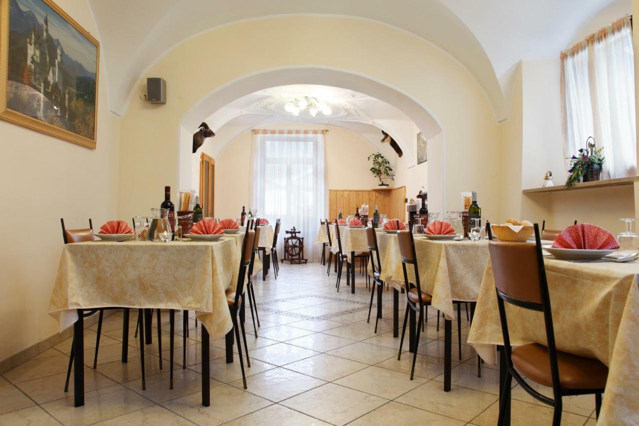 Albergo Casavecchia Tilliarn Exterior foto
